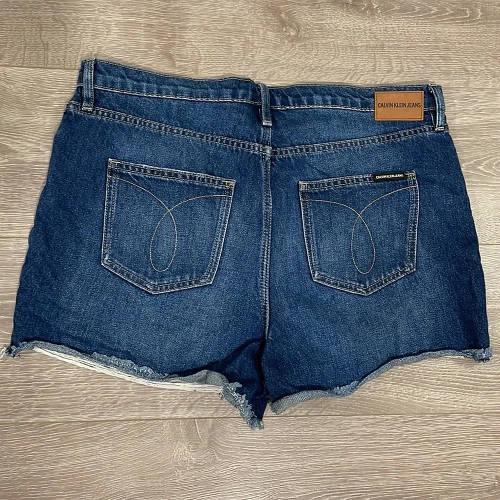 Calvin Klein High Rise Distressed Denim Jean Shorts 32 - Picture 13 of 15